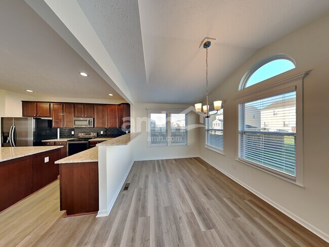 Foto del edificio - 62 Henderson Ln