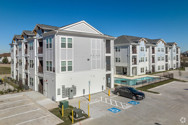 Primary Photo - Freehill Street Lofts