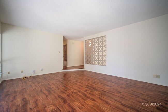 Building Photo - 3BR/2BA Alii Shores Single-Family Residenc...