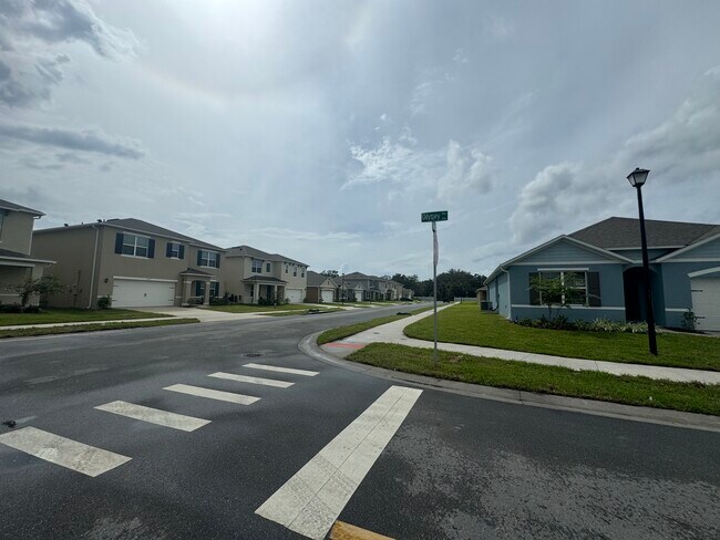 Foto del edificio - 4149 Odyssey Way