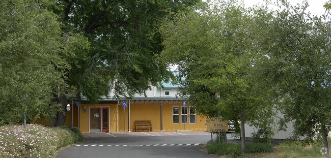 Foto del edificio - Pleasant Hill Cohousing