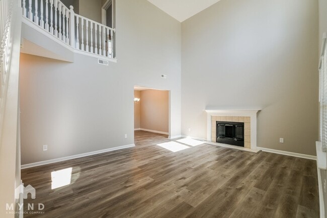 Building Photo - 16975 Napoleon Ct