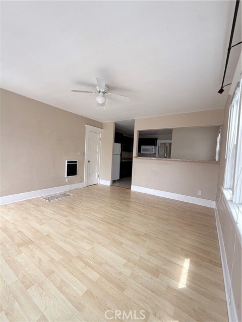 Building Photo - 206 S Guadalupe Ave
