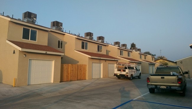Building Photo - Valhalla Village
