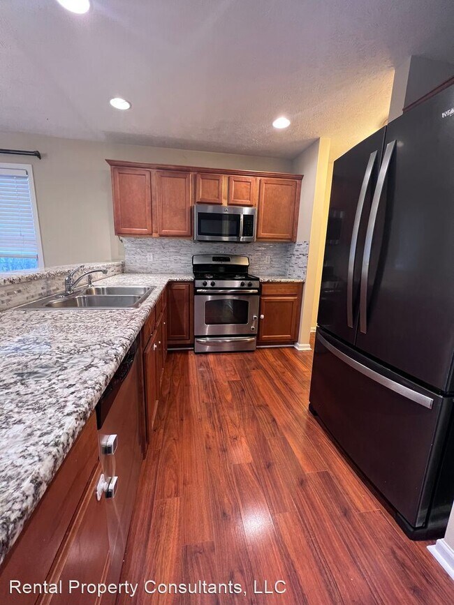 Building Photo - 3 br, 3.5 bath House - 3050 Ledgestone Dri...