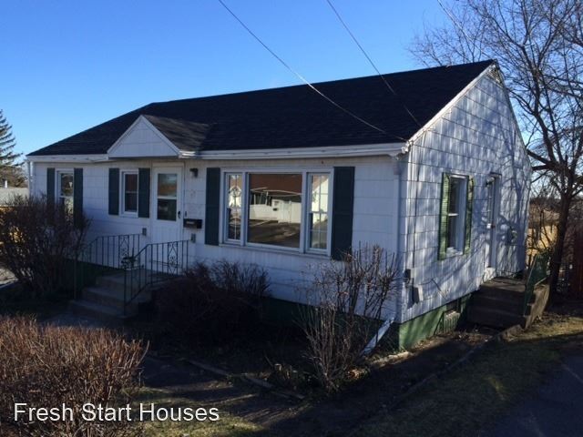 Primary Photo - 3 br, 1 bath House - 110 Swansea Ave