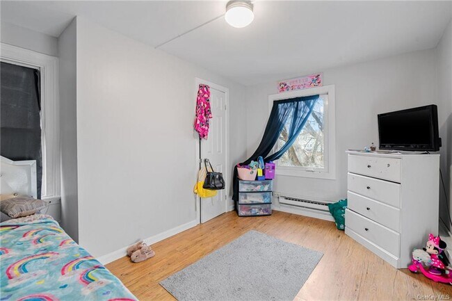 Foto del edificio - 29 Hooker Ave