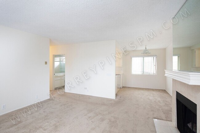 Foto del edificio - *OPEN HOUSE: 5/10 10-11AM* La Jolla 2 Br w...