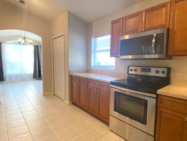 Building Photo - Beautiful 3 Bedroom Home in The Trails in ...