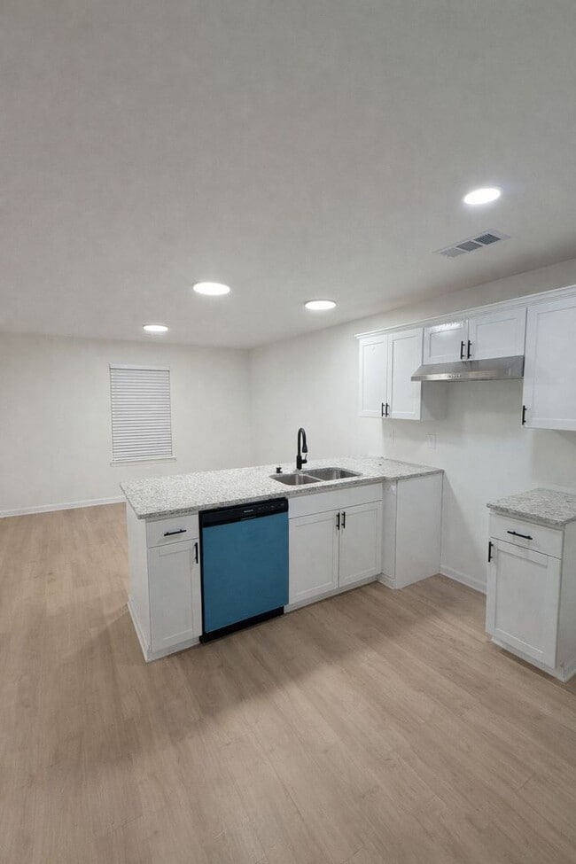 Building Photo - New Construction Duplex, 2 Bedroom, 1 Bathroom