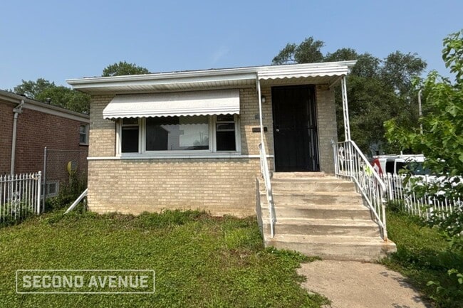 Building Photo - 11800 S Vincennes Ave