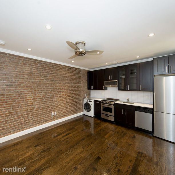 Building Photo - 358 11th St