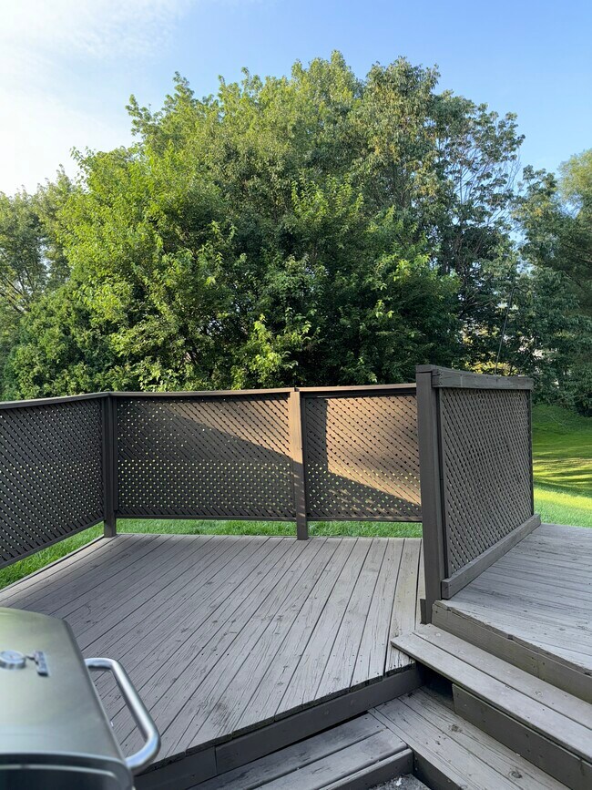 Foto del edificio - 8590 Laurel Ct