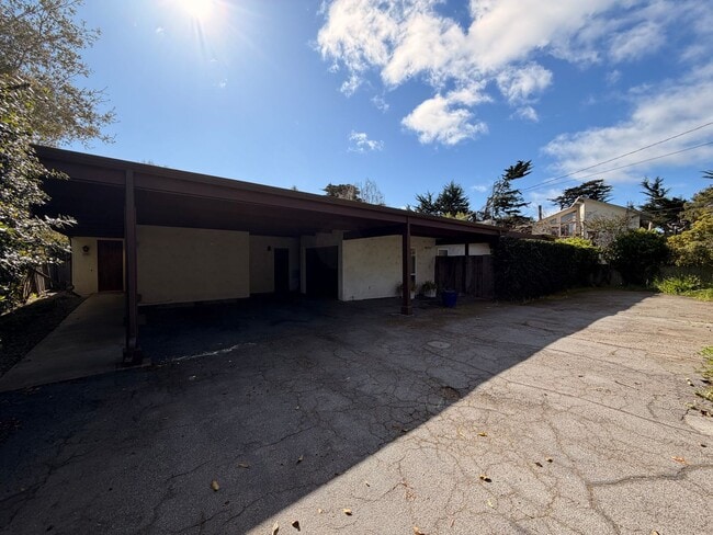 Building Photo - Mid-Century Modern Coastal Retreat – Walk to Beach & Bike to Aptos Village | 4+ Bed / 2 Bath