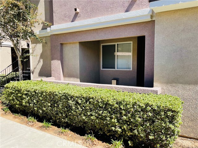 Building Photo - 41410 Juniper St