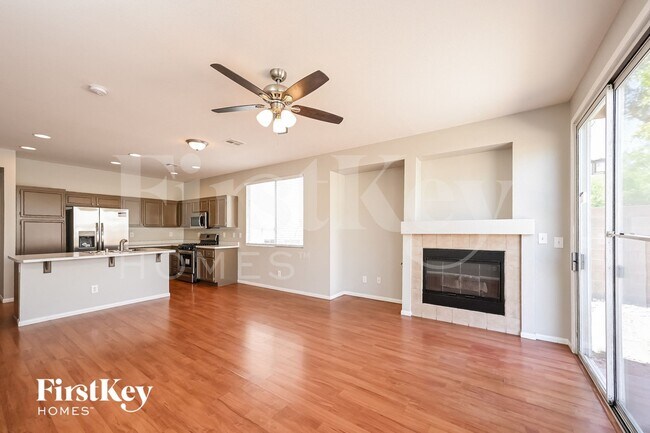 Foto del edificio - 7204 Portia Ct