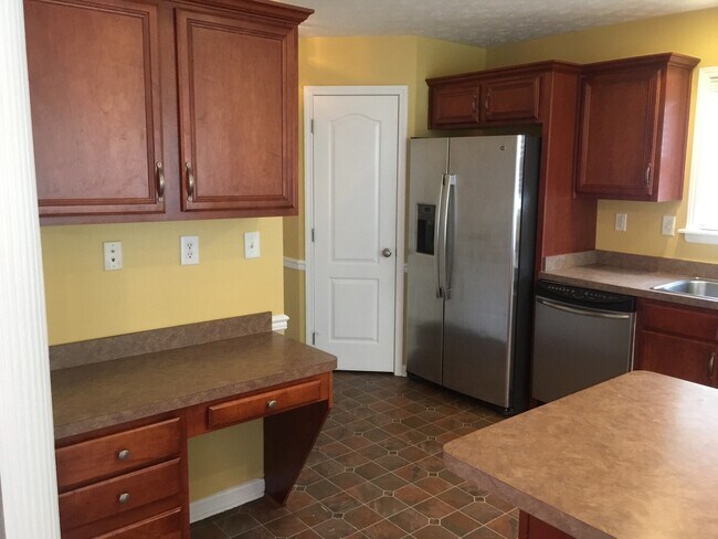 Building Photo - 4505 Cherry Forest Cir