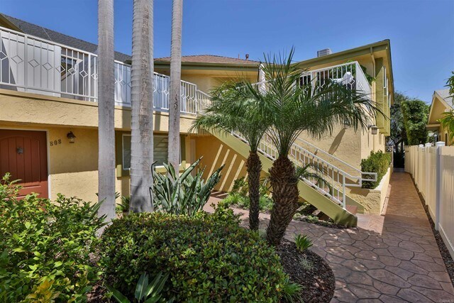 Building Photo - 810 D Ave