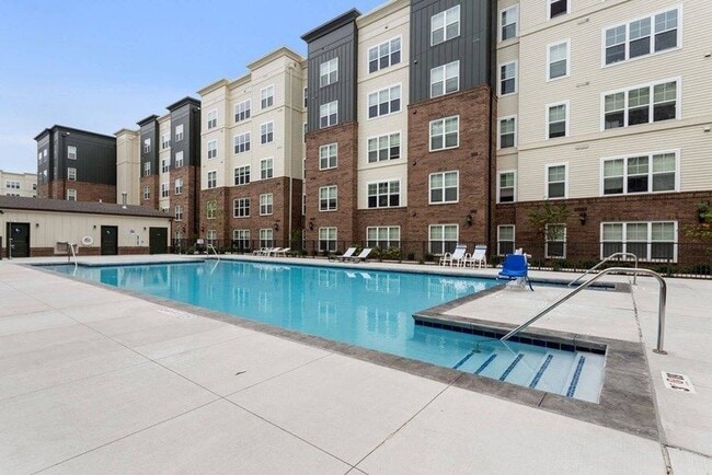 Photo - University Edge | Student Housing Apartments