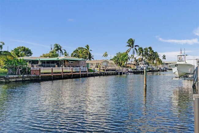 Foto del edificio - 949 SE 10th Ct