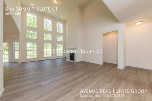 Foto principal - 855 Summit Bluff Ct