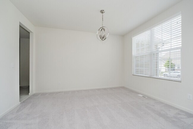 Foto del edificio - Gorgeous Westfield Home - 2800 sq ft and a...