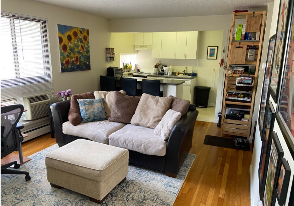 Foto principal - 94 Trowbridge St