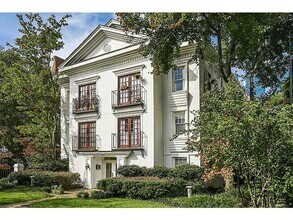 Building Photo - 1072 Piedmont Ave NE