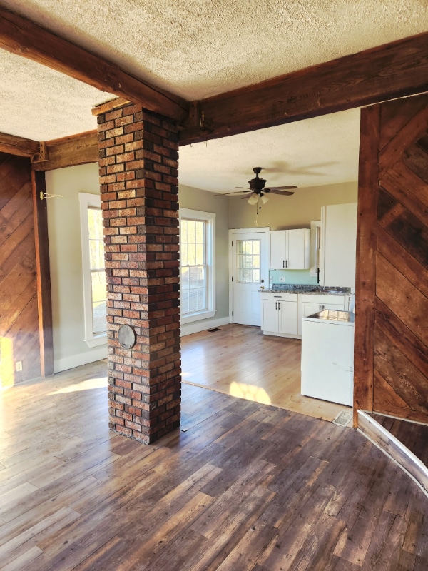 Foto del edificio - 161 Roosevelt Trail