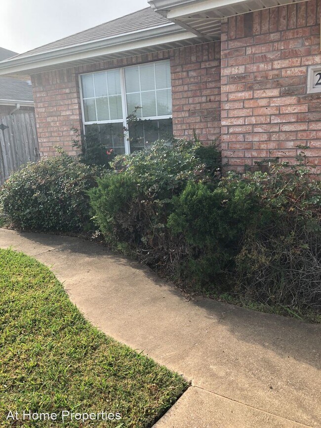 Foto del edificio - 3 br, 2 bath House - 2316 Pronghorn Lane