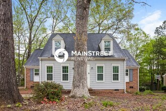 Building Photo - 5100 Chestnut Lake Dr