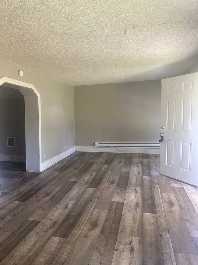 Foto del edificio - One Bedroom Home in East Ridge; WATER & SEWER INCLUDED!