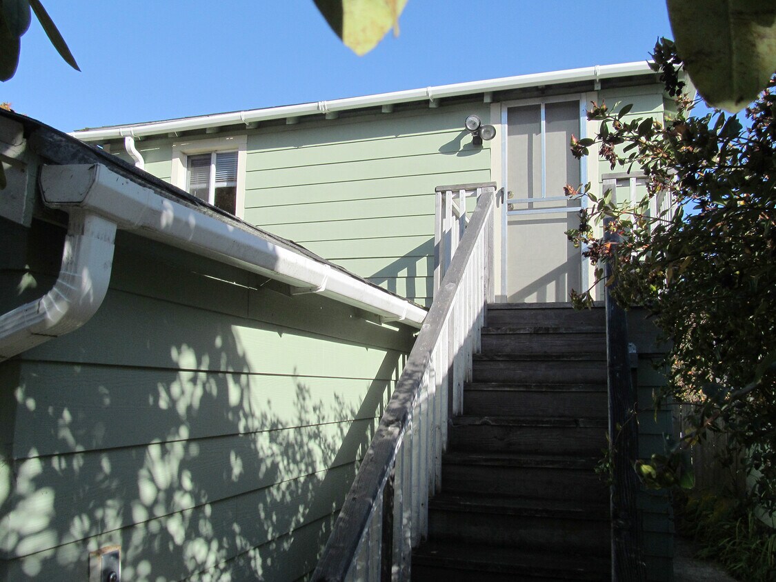 Exterior - 2539 N St