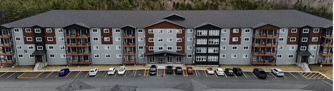 Photo du bâtiment - 7 Manhattan Dr