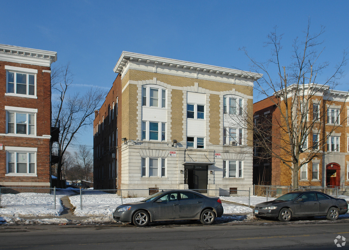 Primary Photo - 277-279 Wethersfield Ave