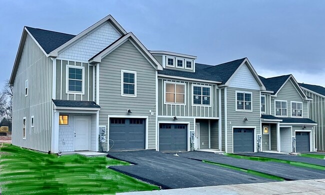 Brand New Luxury Townhomes - 1 Rachel Dr