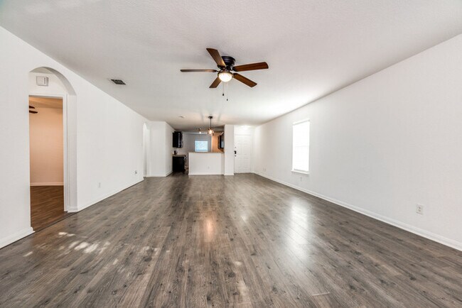 Building Photo - San Antonio, TX - House - $1,695.00 Availa...