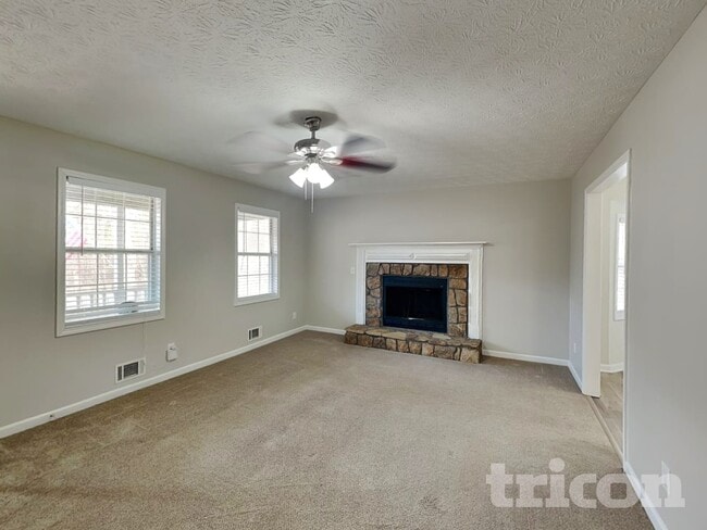 Building Photo - 1567 Kimberly Pl