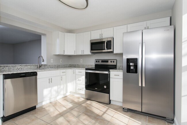 Foto del edificio - Newly Renovated 3-bedroom 2.5 bath