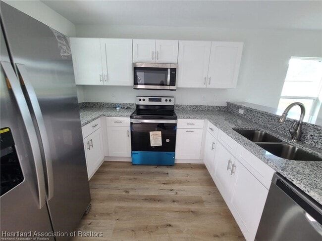 Foto del edificio - 6950 San Benito Dr