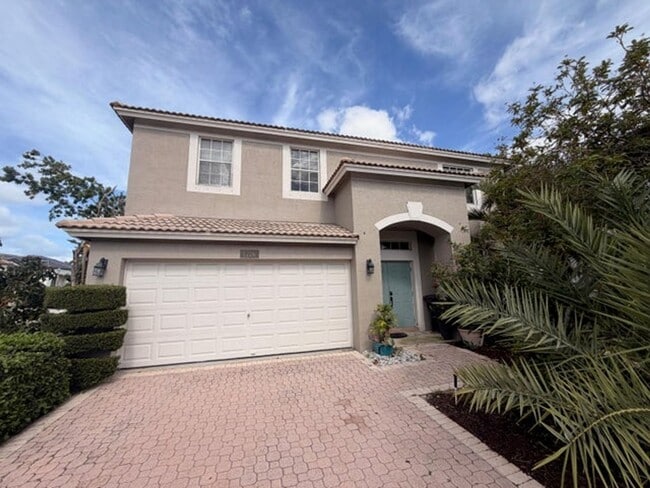 Foto del edificio - 1226 Avondale Ln