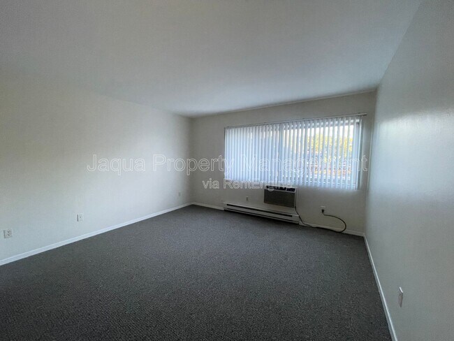 Foto del edificio - 722 W Kilgore Rd