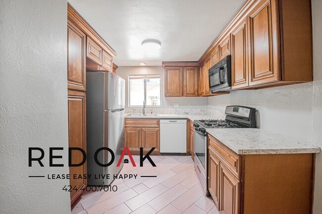 Foto del edificio - 915 Paseo Grande