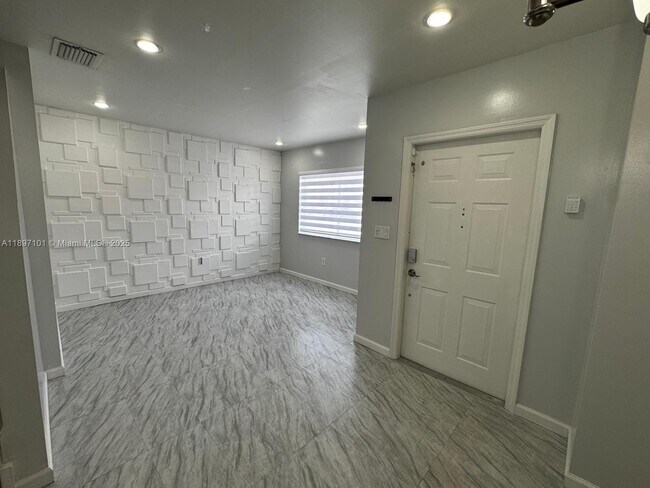 Building Photo - 14036 SW 179th St