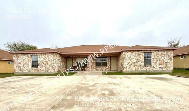 Building Photo - 7560 Oak Chase