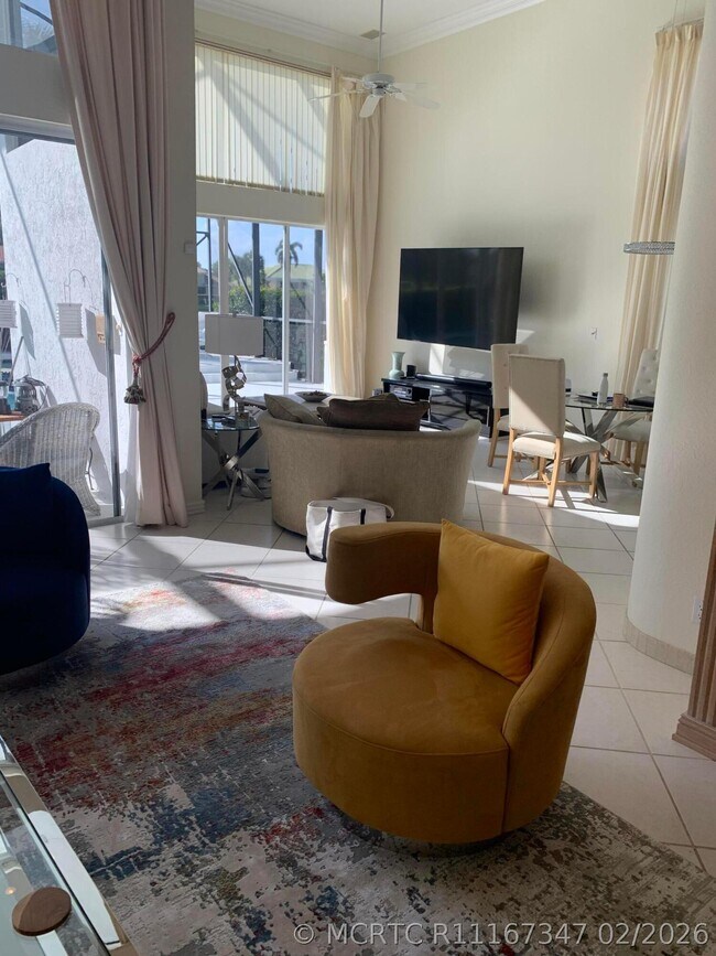 Foto del edificio - 105 Windward Dr