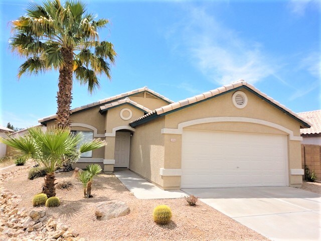 Foto principal - 15943 W Smokey Drive