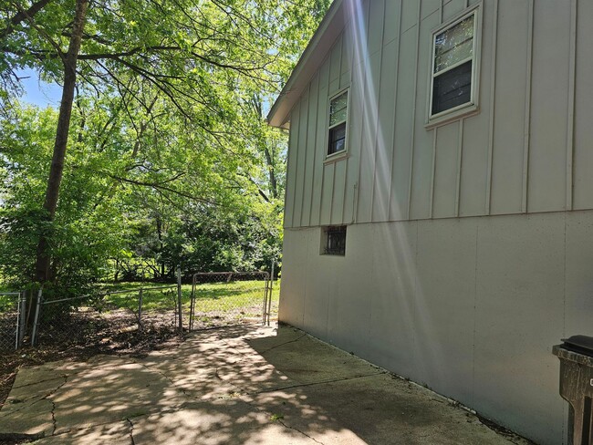 Building Photo - Rent to Own