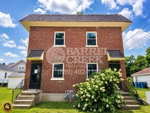 Building Photo - 426-428-428 Smith St