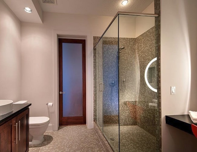 Foto del edificio - 3 Waterway Square Pl